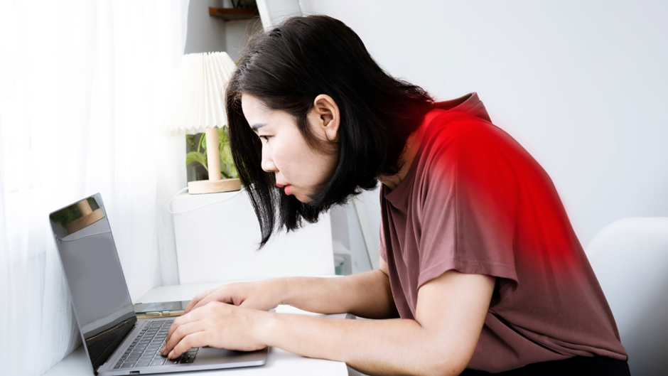 How Does Posture Affect Bulging Discs? Tips for Better Spinal Health