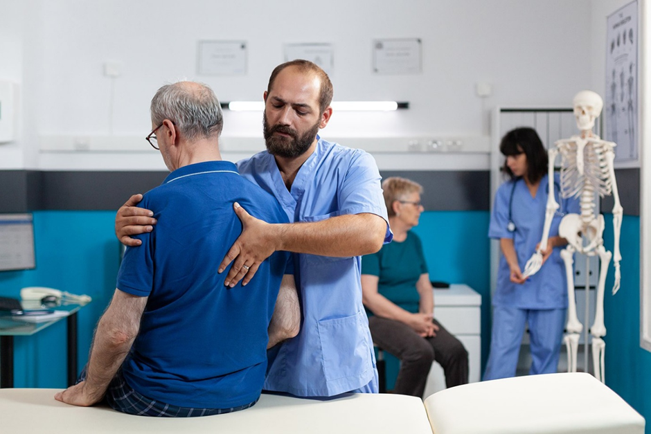 When to Seek Professional Help: Pain Doctor Consultation After an Accident