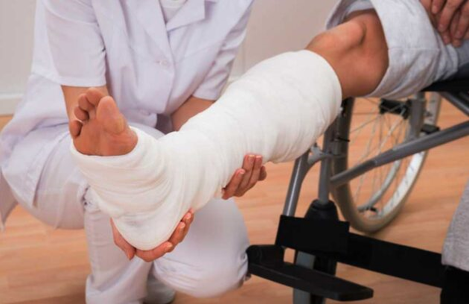 Understanding Post-Accident Pain: Causes, Treatments, and Rehabilitation