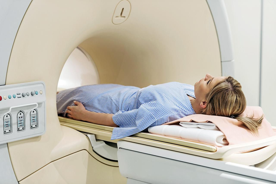 X-Rays vs. MRIs for Pain Diagnosis: Choosing the Right Imaging